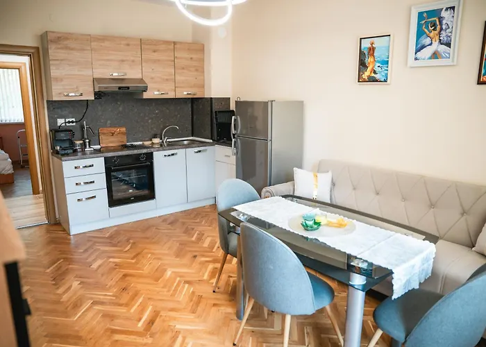 2br Dobrevi Апартаменти *