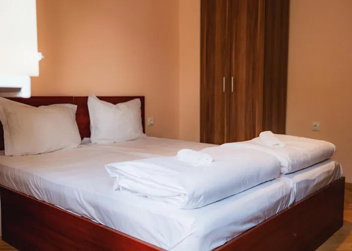 Апартаменти 2br Dobrevi